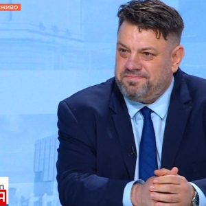 Атанас Зафиров: Примерът на френската левица е възможен и в България - лявото отново е модерно