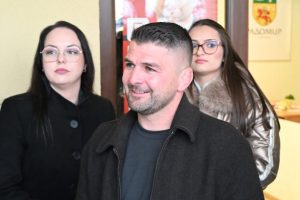 Иво Ангелов: В парламента трябва да има хора, които защитават и бранят националния интерес пред своя личен