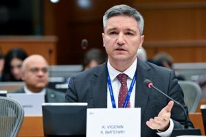 Вигенин: Регулацията на изкуствения интелект цели защита на гражданите и подкрепа за бизнеса