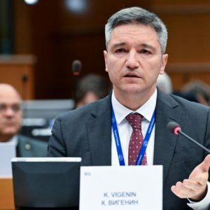 Вигенин: Регулацията на изкуствения интелект цели защита на гражданите и подкрепа за бизнеса