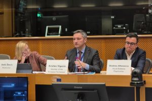 Вигенин: Европа трябва да запази лидерството си в модерните терапии