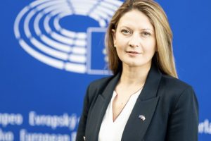 Цветелина Пенкова: Срокът за проектите по Националния план за възстановяване и устойчивост може да бъде удължен