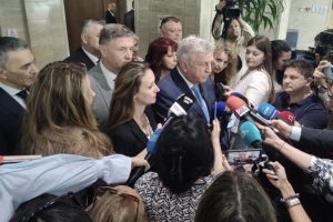 Министър Манол Генов: Вот върху вот е признание за политическа несъстоятелност