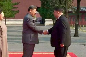 Атанас Зафиров присъства на военния парад в Пекин и проведе разговор с президента Си Дзинпин