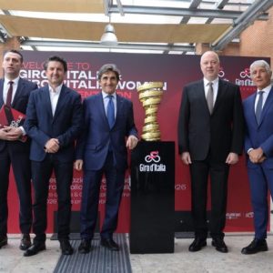 Министър Пешев: Домакинството на Giro d’Italia е исторически момент за България