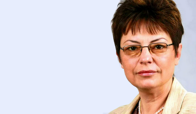 Ирена Анастасова: БСП ще направи пълен преглед на учебното съдържание и промяна, която да бъде съобразена с годините на децата