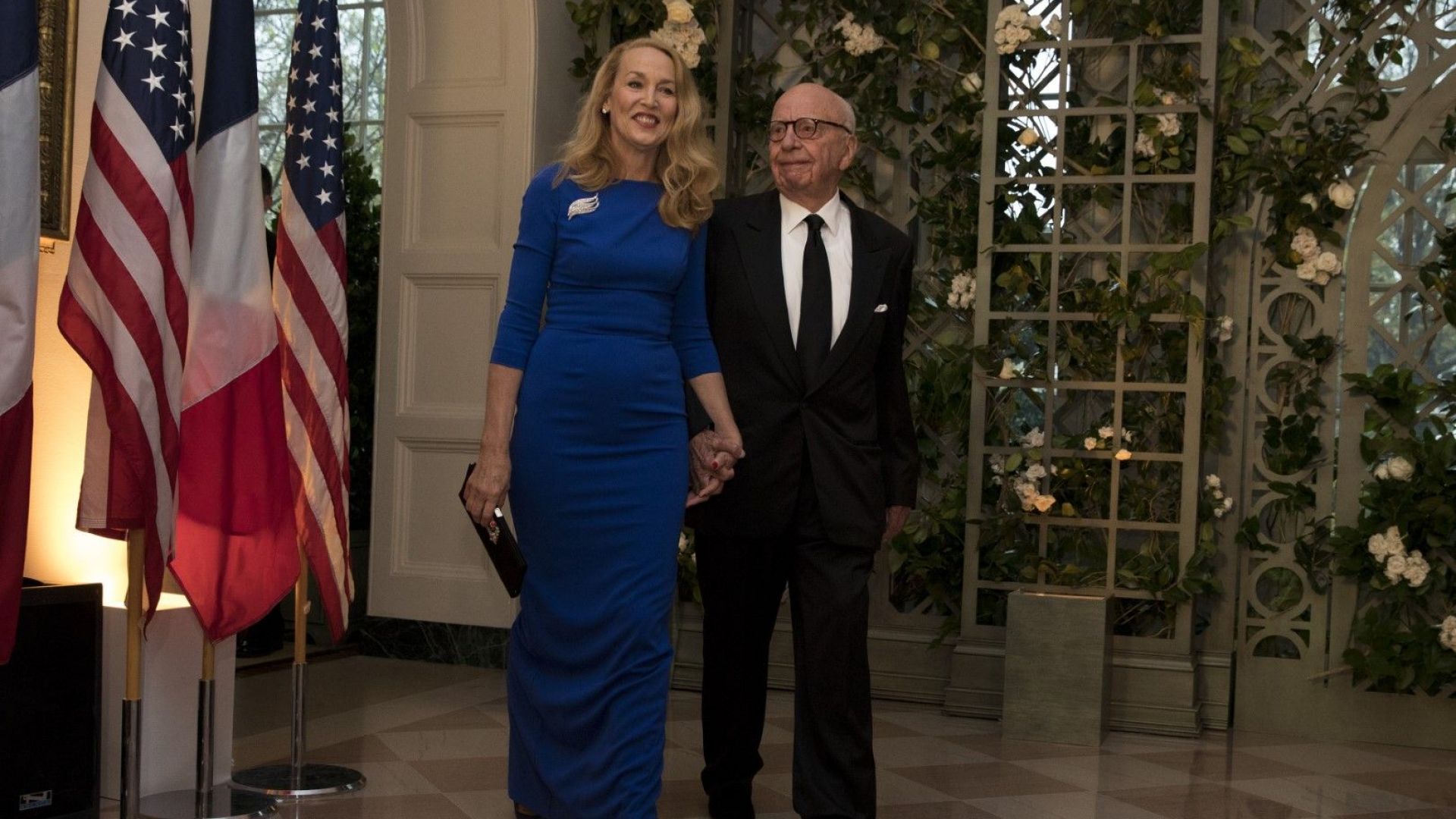 Рупърт Мърдок и съпругата му Джери Хол гостуват в Белия дом за срещата на Доналд Тръмп с френския президент Еманюел Макрон, 24 април 2018 г.