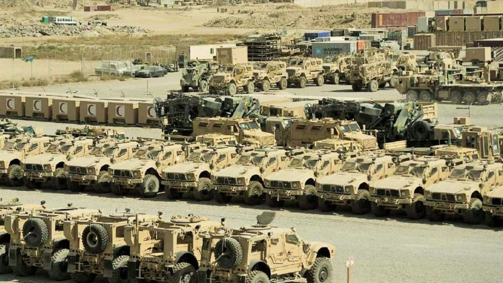 Талибаните вече разполагат с вушителен парк от пленена лека бронирана техника