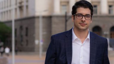 Атанас Пеканов пред Dir.bg: България получава една от най-големите пропорции от Възстановителния фонд