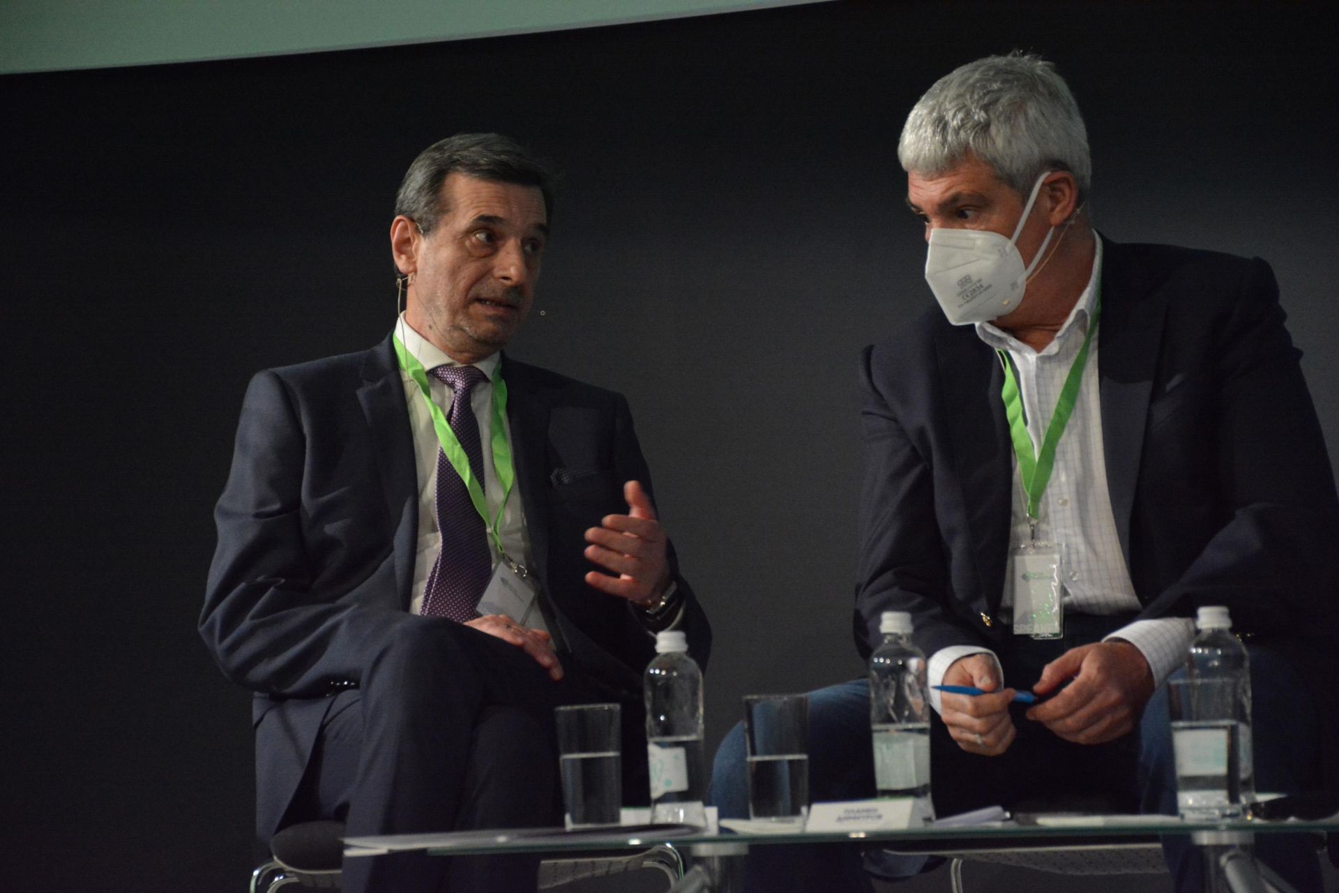 Димитър Манолов (вляво) и Пламен Димитров