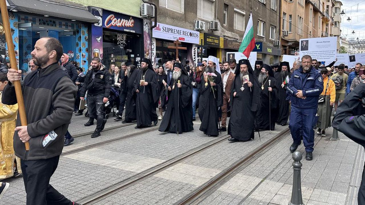 Патриарх Даниил: Българското училище е родено от църквата, нека мирно, кротко, с дръзновение да подкрепим МО