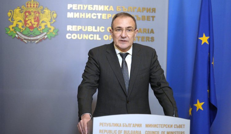 Министър Гуцанов: Осигурихме средства, 67 000 ще получават топъл обяд и през 2026 г.