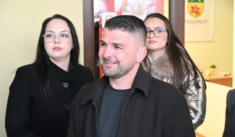 Иво Ангелов: В парламента трябва да има хора, които защитават и бранят националния интерес пред своя личен